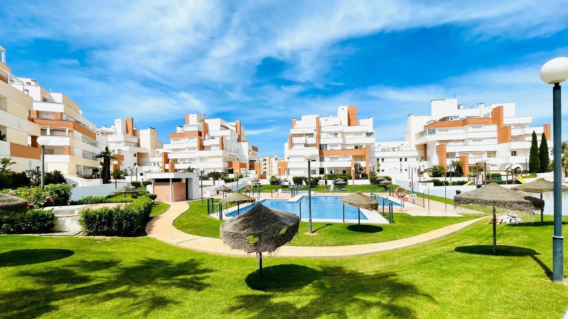 Nice Apartment With Shared Pool Roquetas de Mar