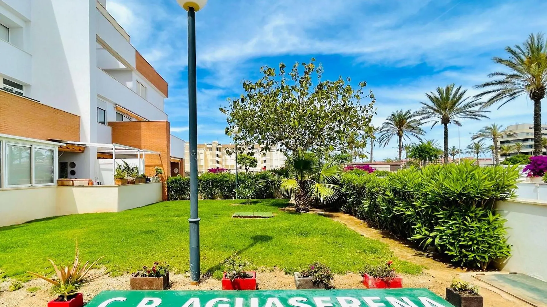 Nice Apartment With Shared Pool Roquetas de Mar