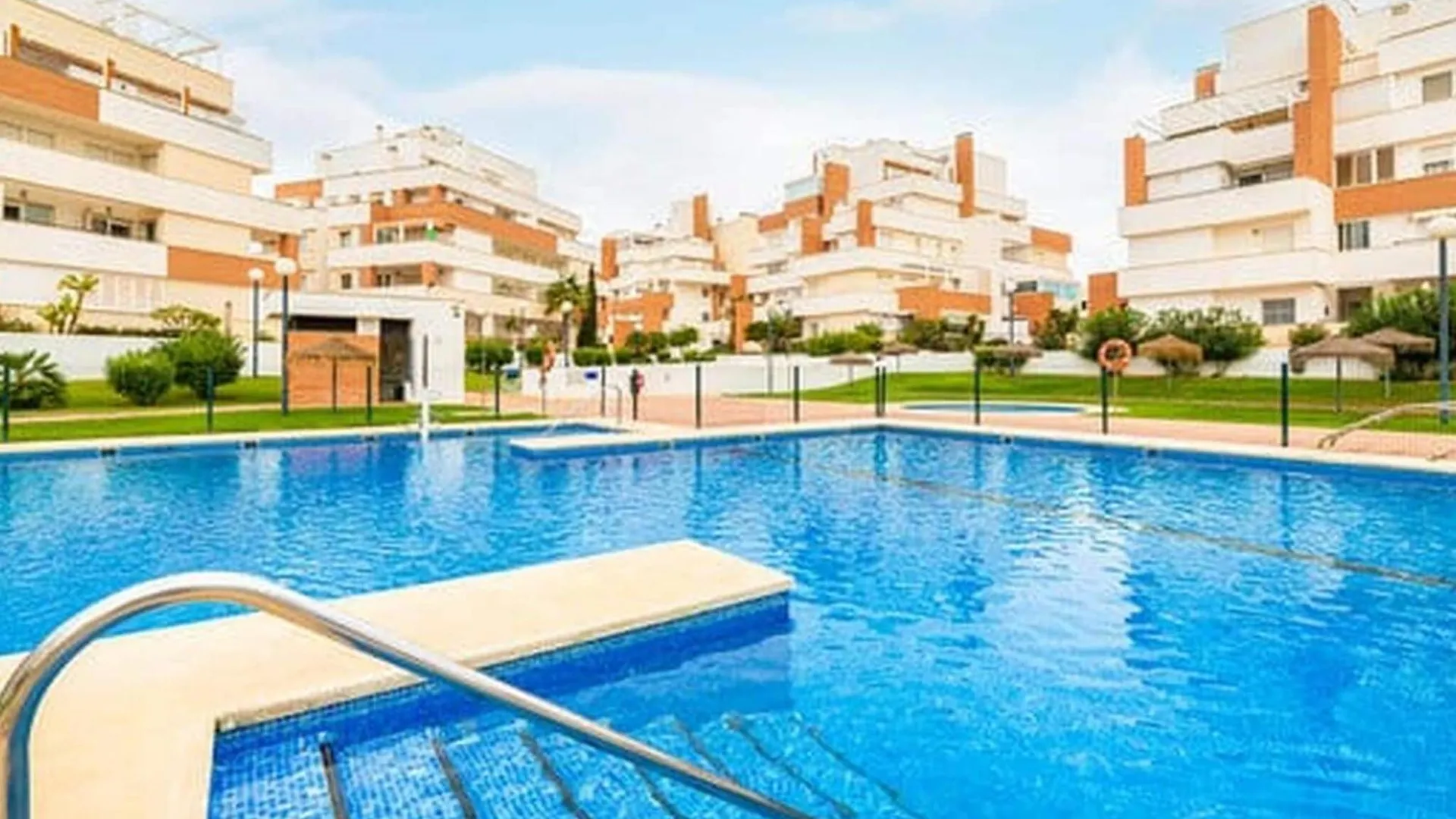 Nice Apartment With Shared Pool Roquetas de Mar